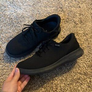 Kizik Men's Madrid Eco Knit in Blackout